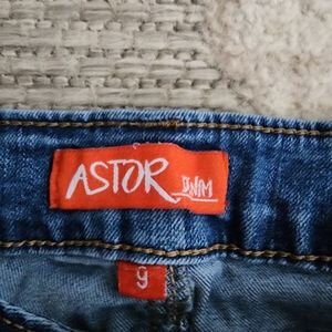 Astor Denim skinny size 9